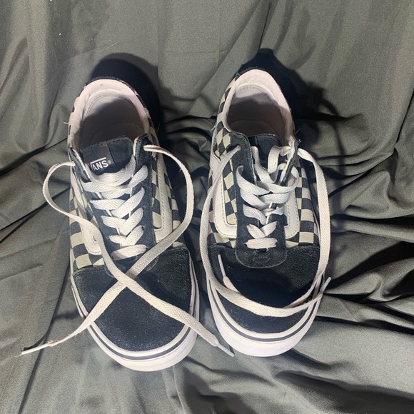 Black and White Checkered VANS sz 8 - Picture 3 of 5